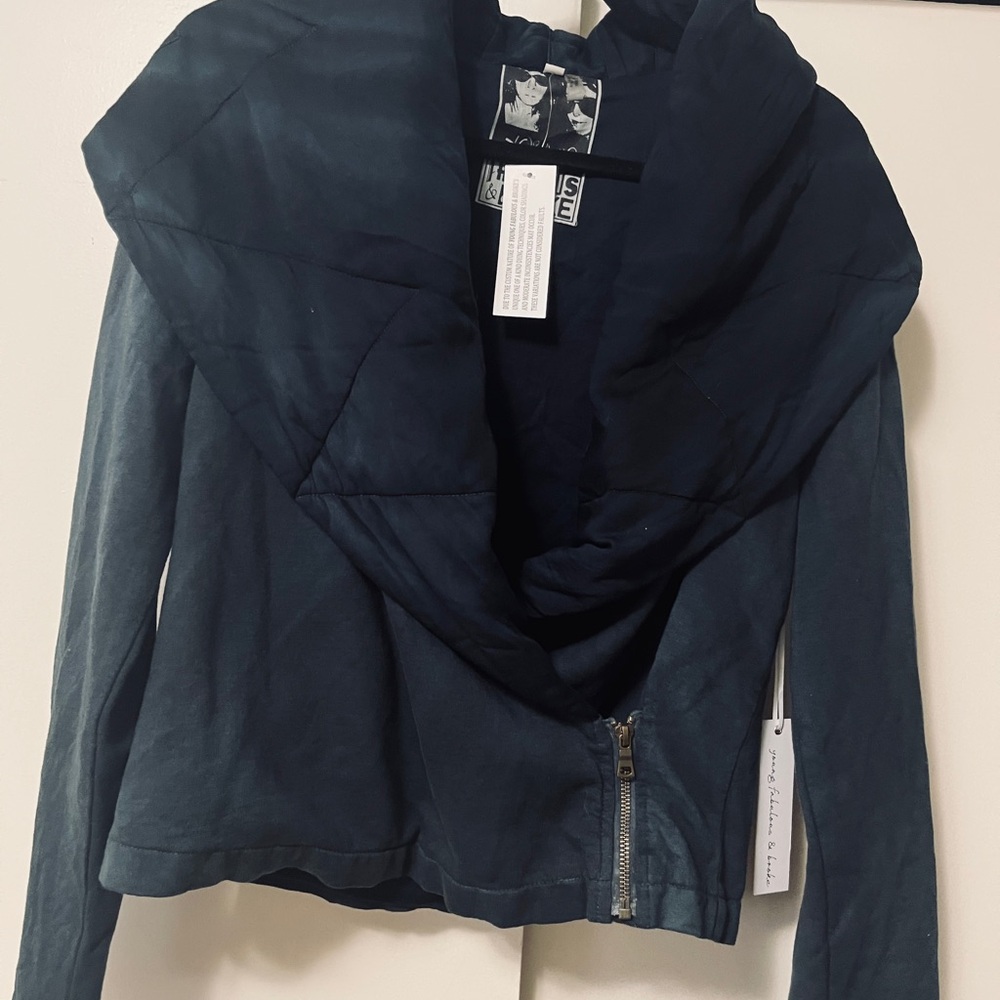 Young Fabulous and Broke puffer jersey cropped jacket navy blue tie dye sz M